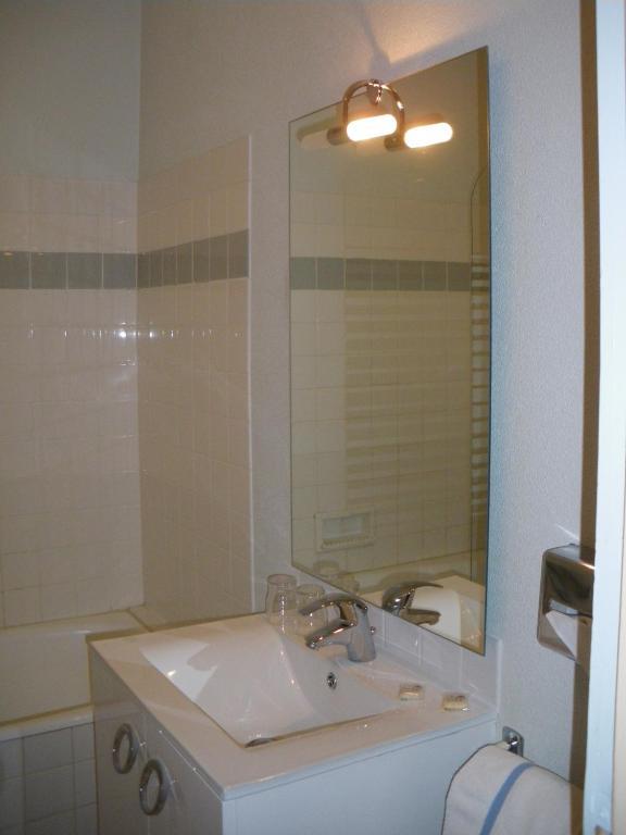Hotel Continental Vierzon Oda fotoğraf