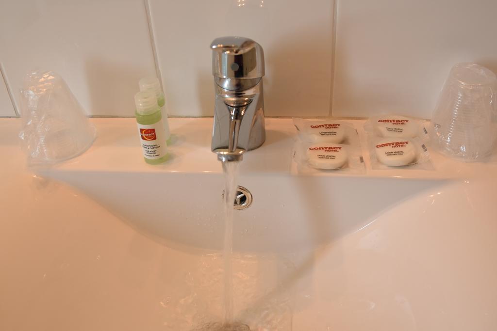 Hotel Continental Vierzon Oda fotoğraf