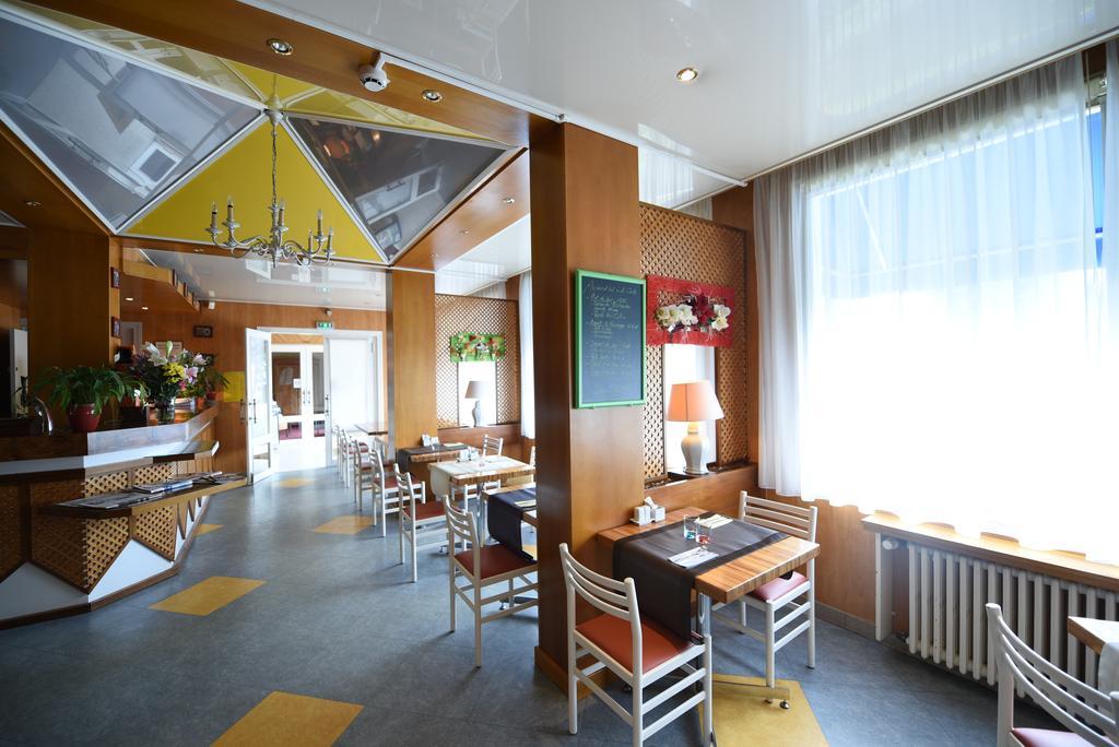 Hotel Continental Vierzon Dış mekan fotoğraf